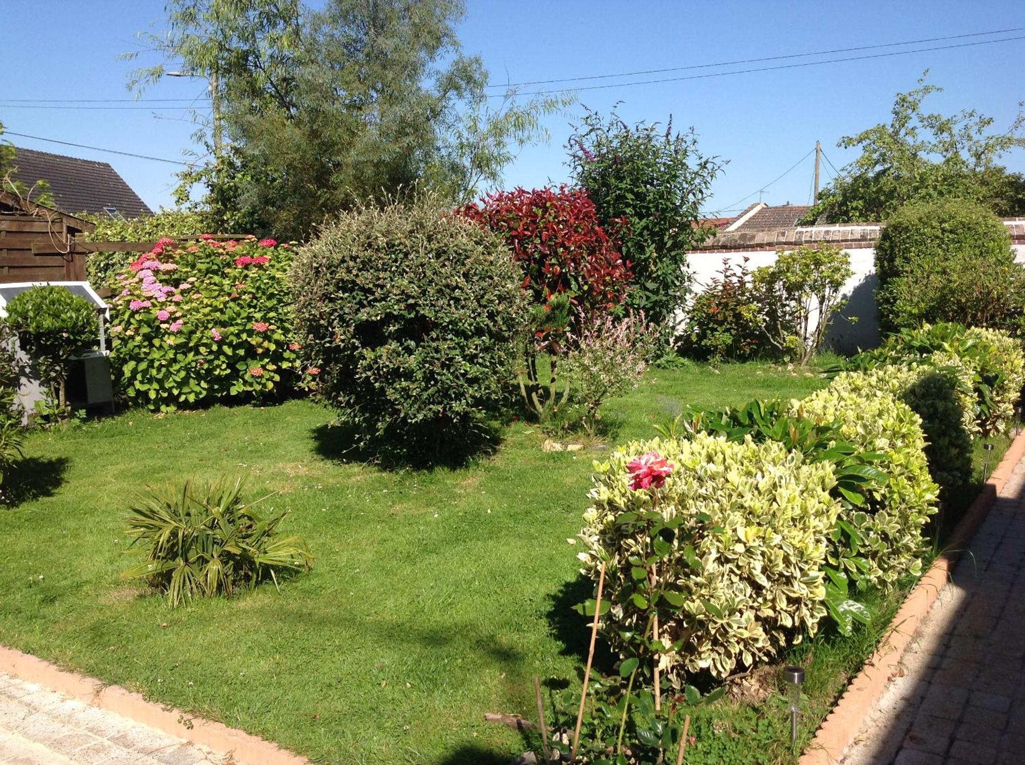 לינה וארוחת בוקר Thiétreville Le Jardin Des Poules מראה חיצוני תמונה